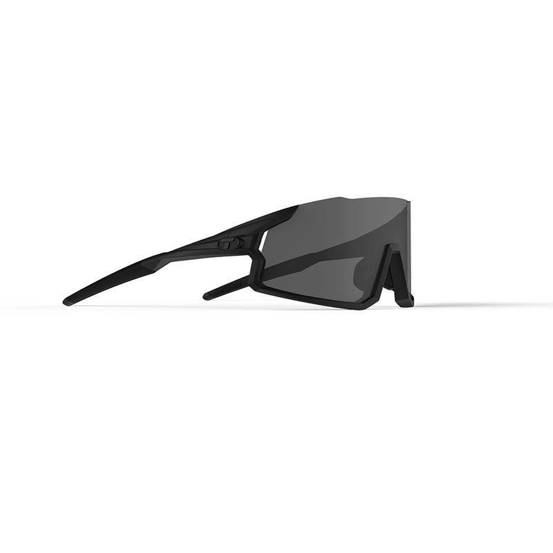 Load image into Gallery viewer, Tifosi Stash Sunglasses BlackOut with Smoke, AC Red and Clear Lens

