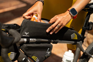 APIDURA - RACING LONG TOP TUBE PACK 2L